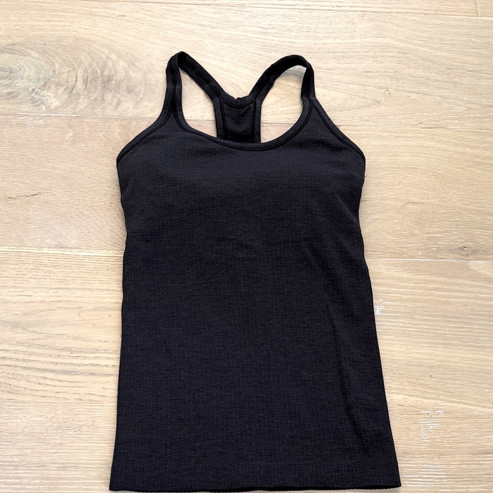 Lululemon Ebb to Street Tank Top black size 2